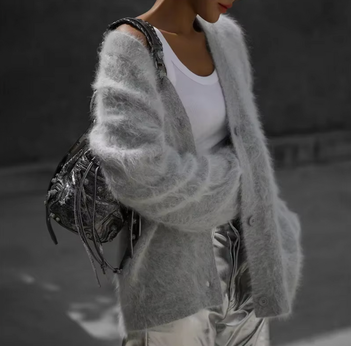 Jaci - Elegant Cardigan